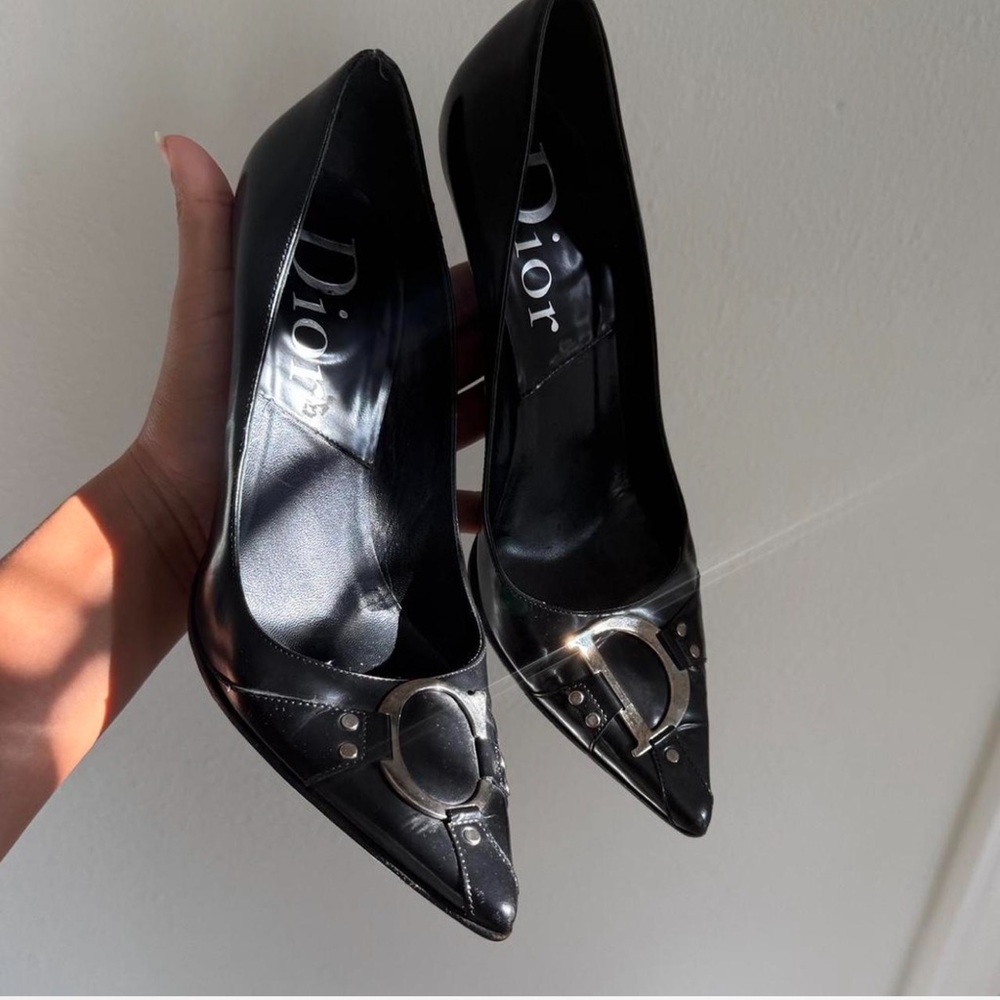 VINTAGE CHRISTIAN DIOR HEELS